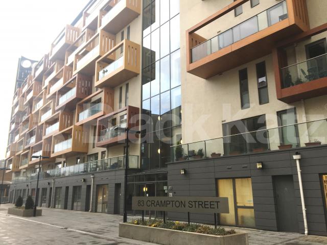 			2 Bedroom, 1 bath, 1 reception Flat			 O Central, Crampton Street, Elephant and Castle